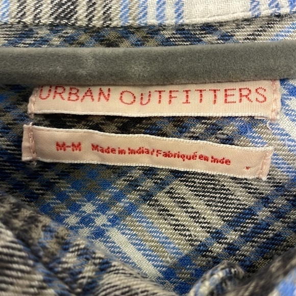 𝅺urban outfitters plaid flannel buttons down shirt - Picture 6 of 8